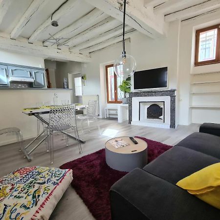 Maison Charme Avec Terrasse Hypercentre, Tres Calme Joigny Luaran gambar